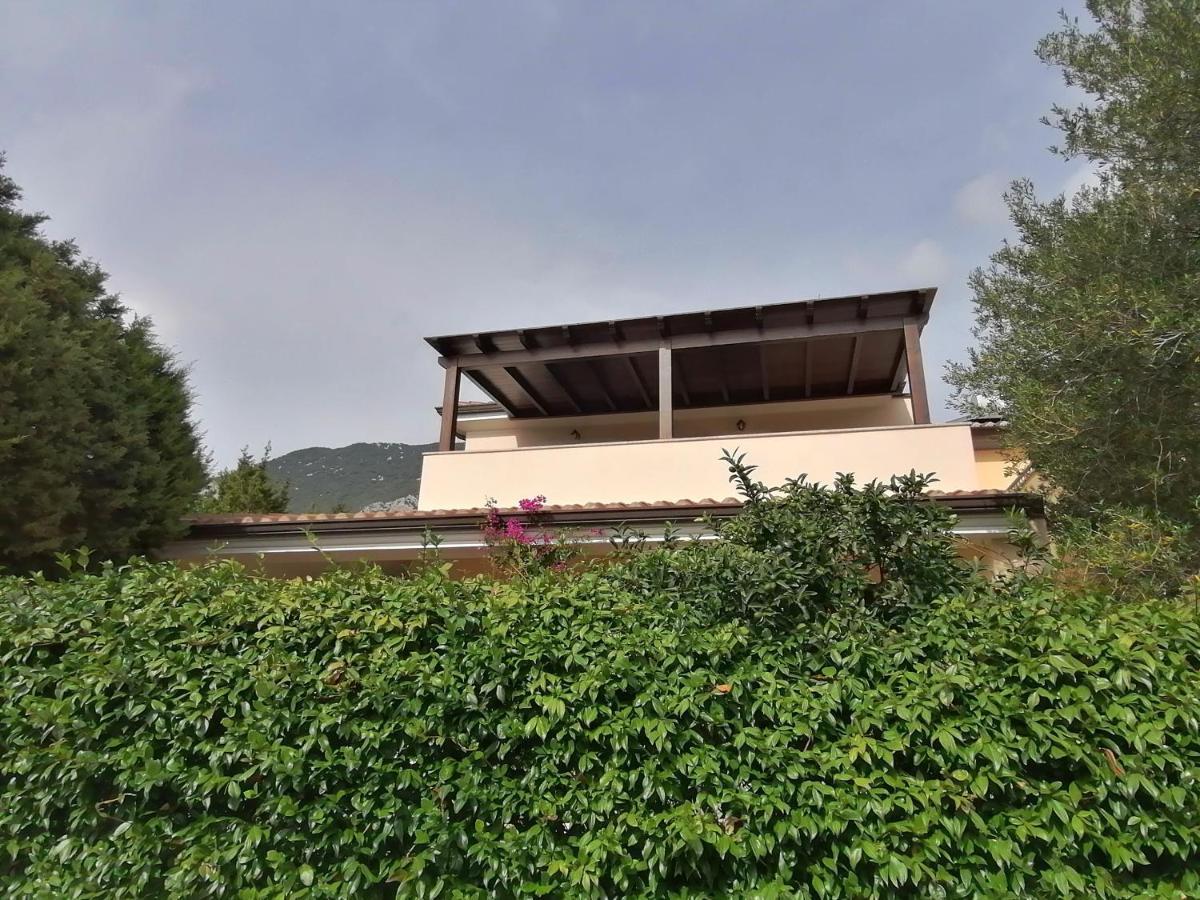 Casa Vacanze Villa Rosa كالا غونوني المظهر الخارجي الصورة